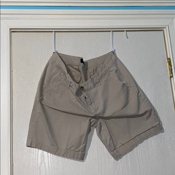 SHORTS - Picture 1 of 2